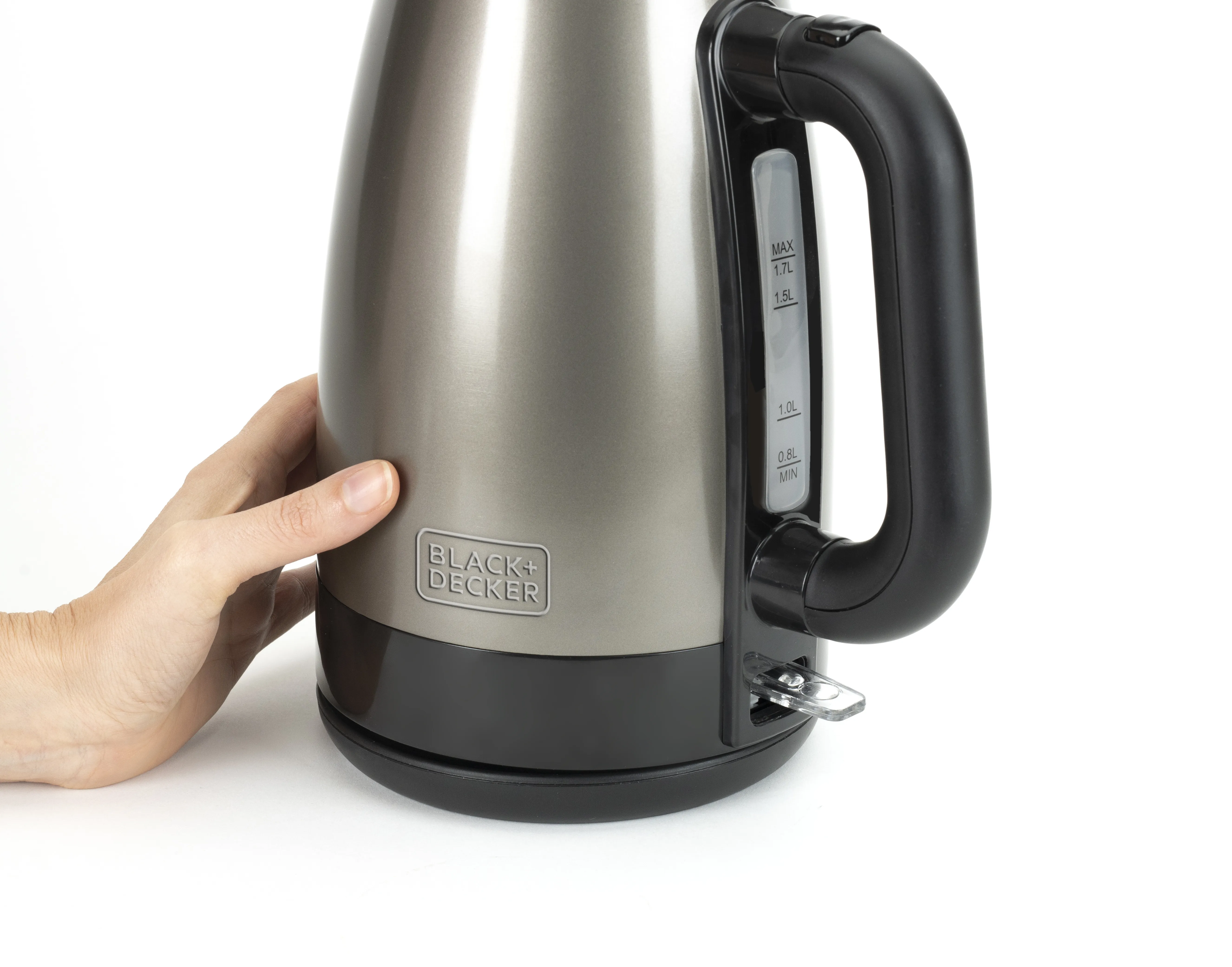 Black+Decker BXKE2201E kettle, 1.7L, 2200W, Black/Stainless steel