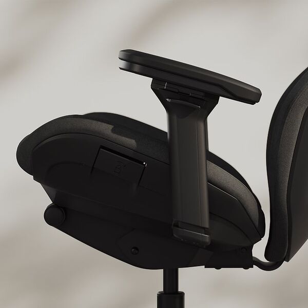 Fractal Design Refine Mesh Dark -pelituoli, tumma