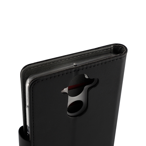 WAVE Book case kotelo RFID-suojauksella, hiilikuitukuvio. Musta t&auml;sm&auml;istuva kotelo Nokia 8 SiroccoS. 3 maksukorttipaikkaa, sek&auml; tasku seteleille. Toimii my&ouml;s te