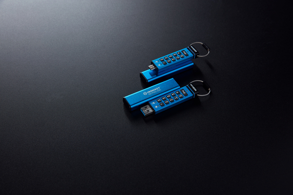 Kingston IronKey Keypad 200C, AES-256 256 GB USB-C 3.2 Gen 1x1 - minne, Blå