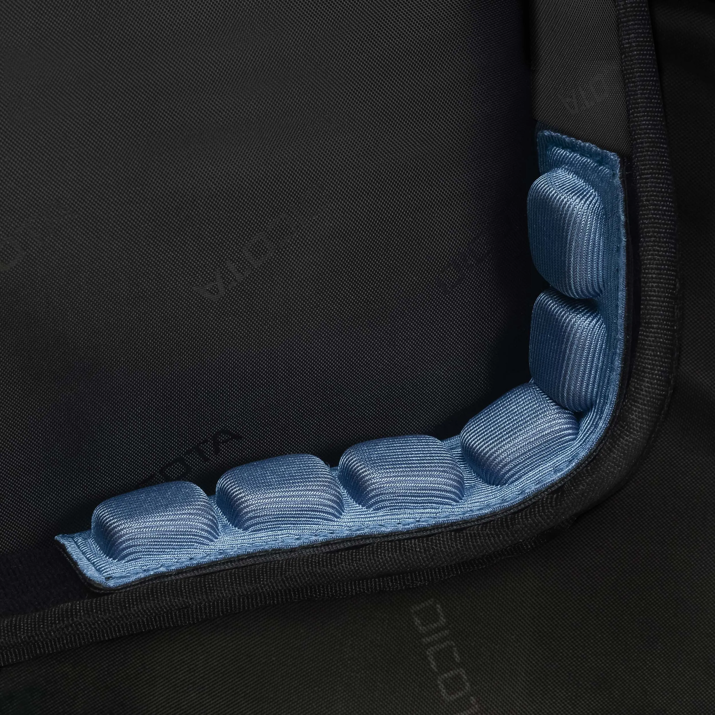 Dicota Eco Select -tietokonereppu, musta, 15.6&quot;