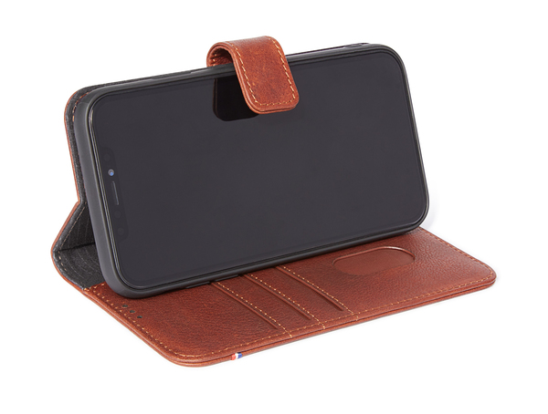 Decoded - Leather Detachable Wallet for iPhone 11/Xr Brown