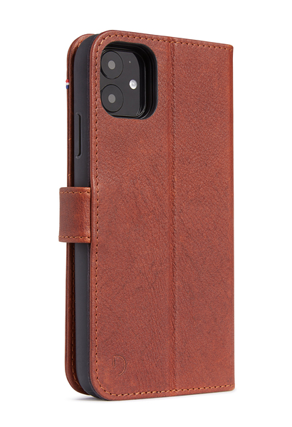 Decoded - Leather Detachable Wallet for iPhone 11/Xr Brown