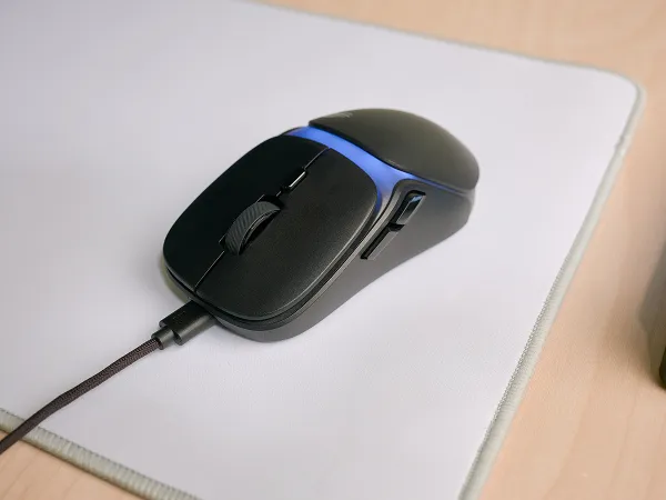 Glorious Model O3 tr&aring;dbunden gamingmus, svart