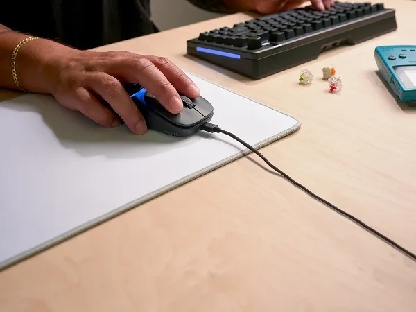 Glorious Model O3 tr&aring;dbunden gamingmus, svart