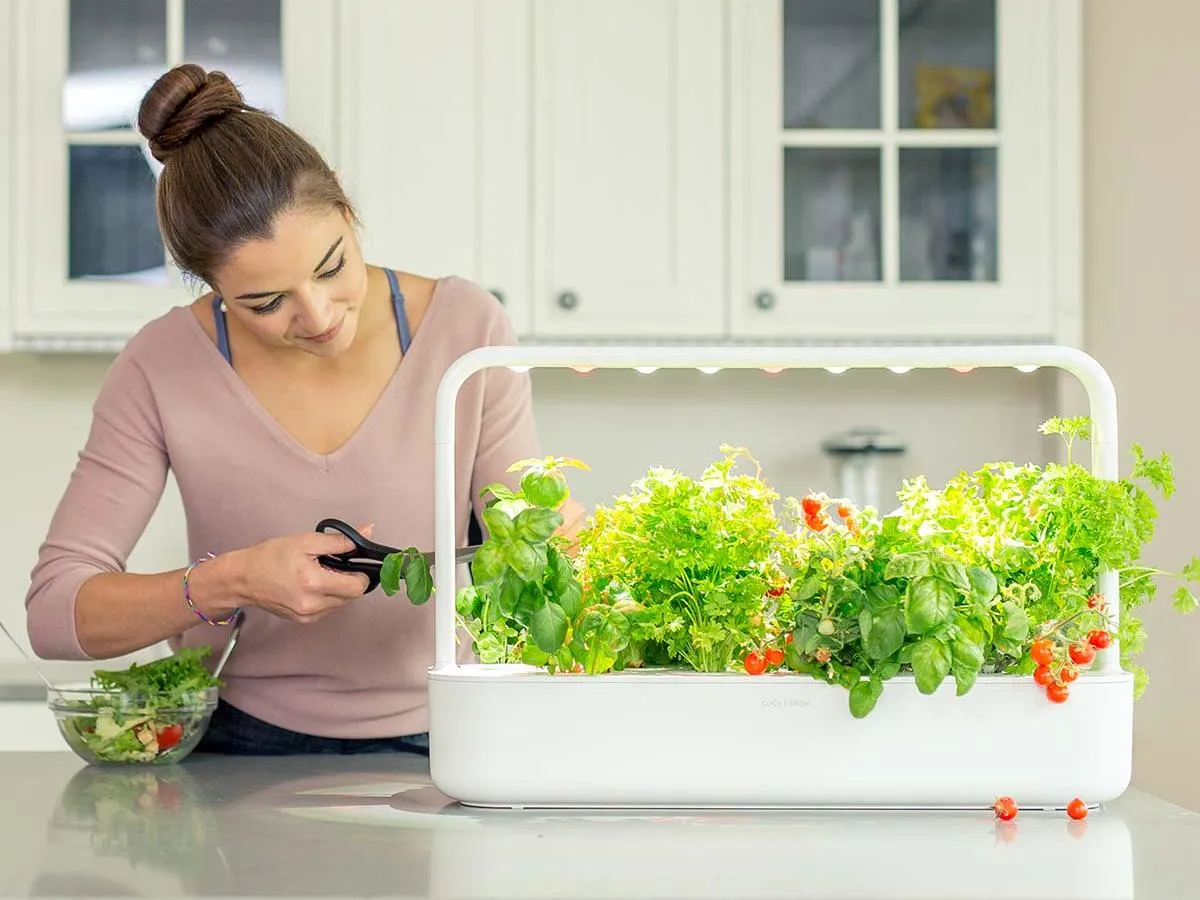 Click and Grow Smart Garden 9 Start kit - Dark Gray