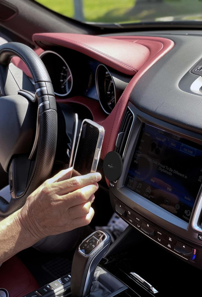 Puro Universal MagSafe Car Air Vent Holder, Black