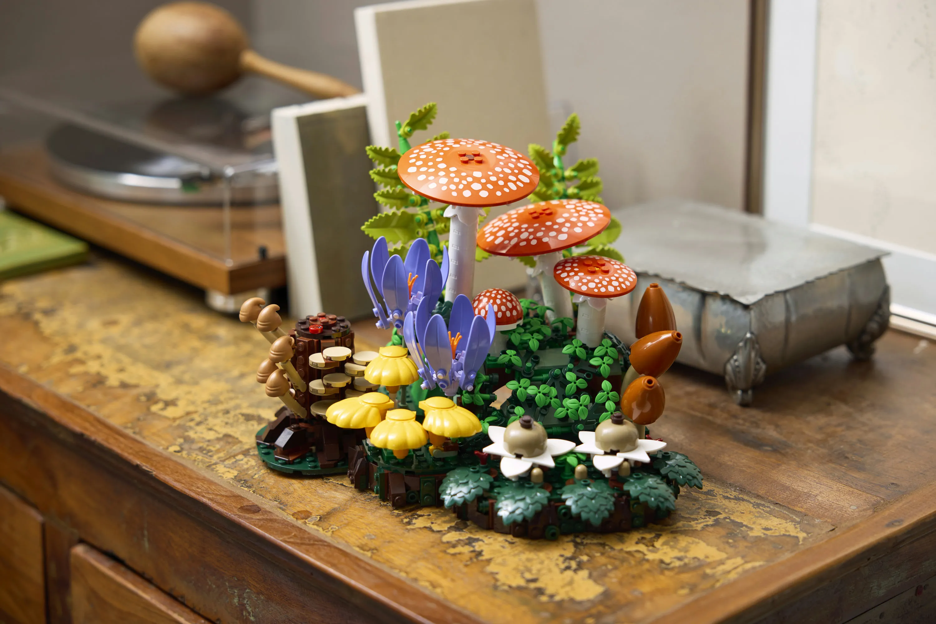 LEGO Botanicals Woodland Mushrooms 11505