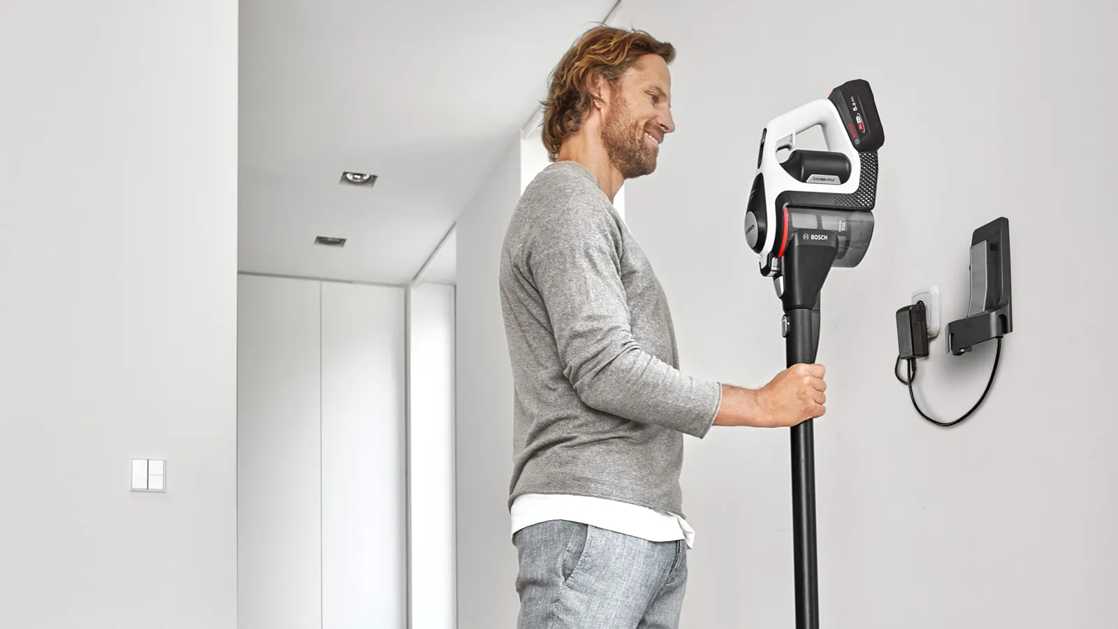 Bosch Unlimited Gen2 BSS825FRSH - Stick Vacuum Cleaner, black/white