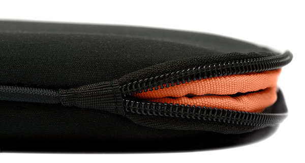 be.ez LArobe MacBook AIR Pumpkin for 13"