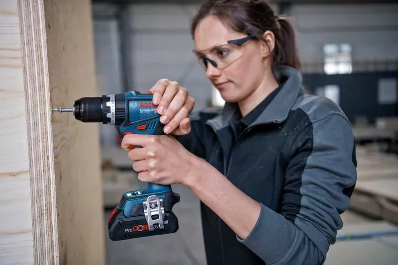 Bosch Cordless Impact Drill GSB 18V-90 C Professional, 18V (blue/black, 2x Li-Ion battery 4.0Ah, in L-BOXX)