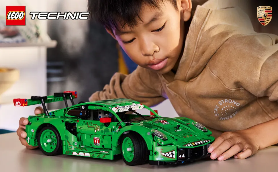 LEGO Technic Porsche 911 GT3 R REXY AO Racing 42224