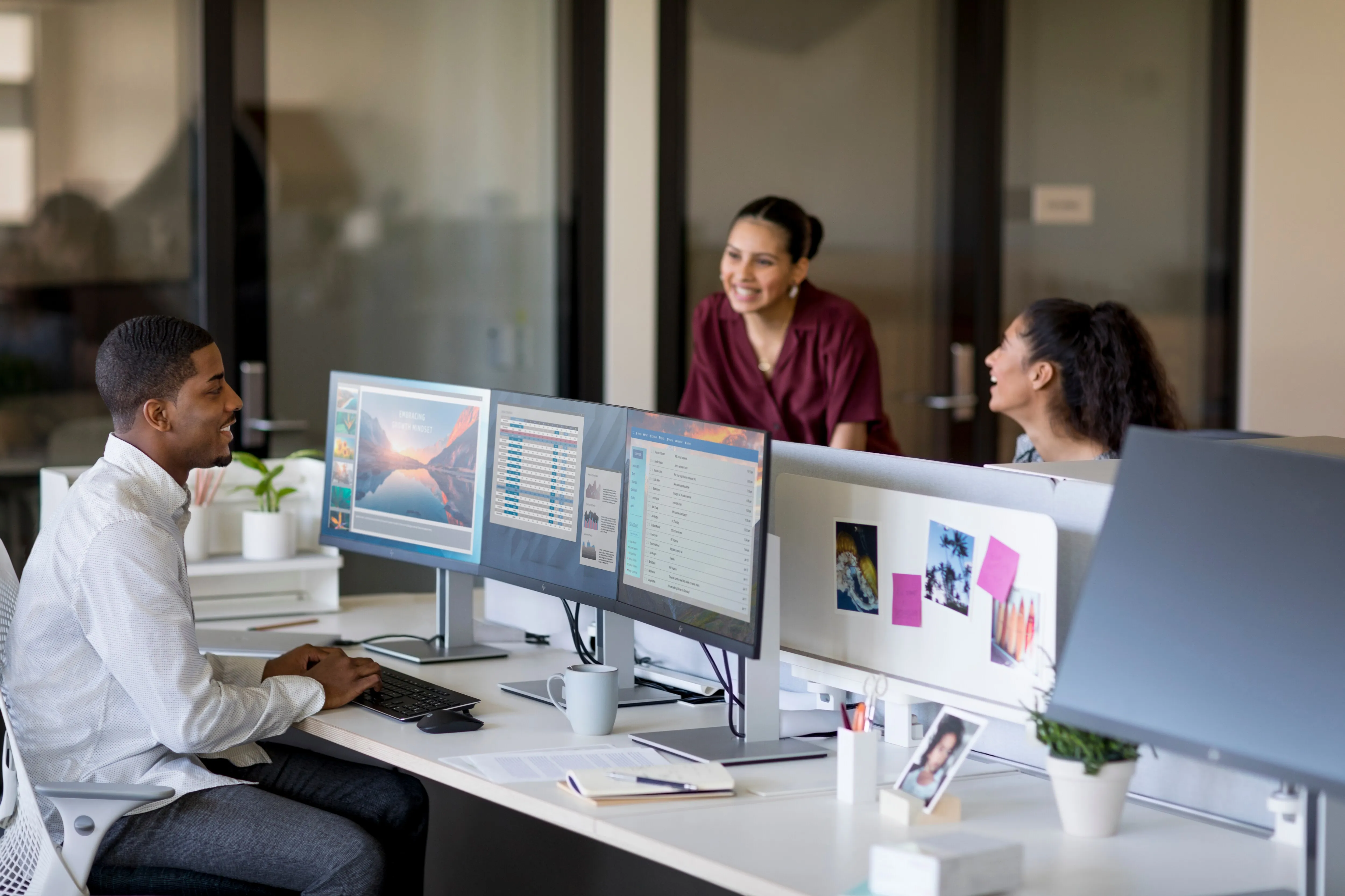 HP 27&quot; E-Series E27q G4, QHD, IPS -n&auml;ytt&ouml;