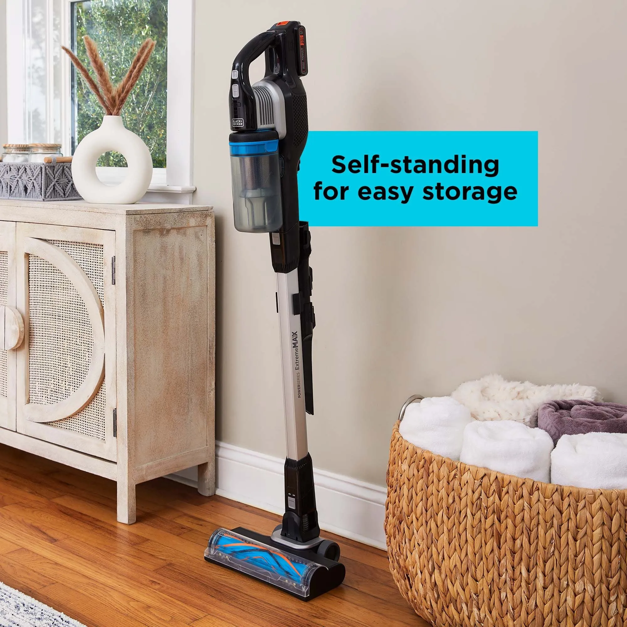 BLACK+DECKER POWERSERIES Extreme Max BHFEB520D1-QW 0.75 L 18V 2 Ah pussiton -varsi-imuri, musta, l&auml;pin&auml;kyv&auml;, valkoinen
