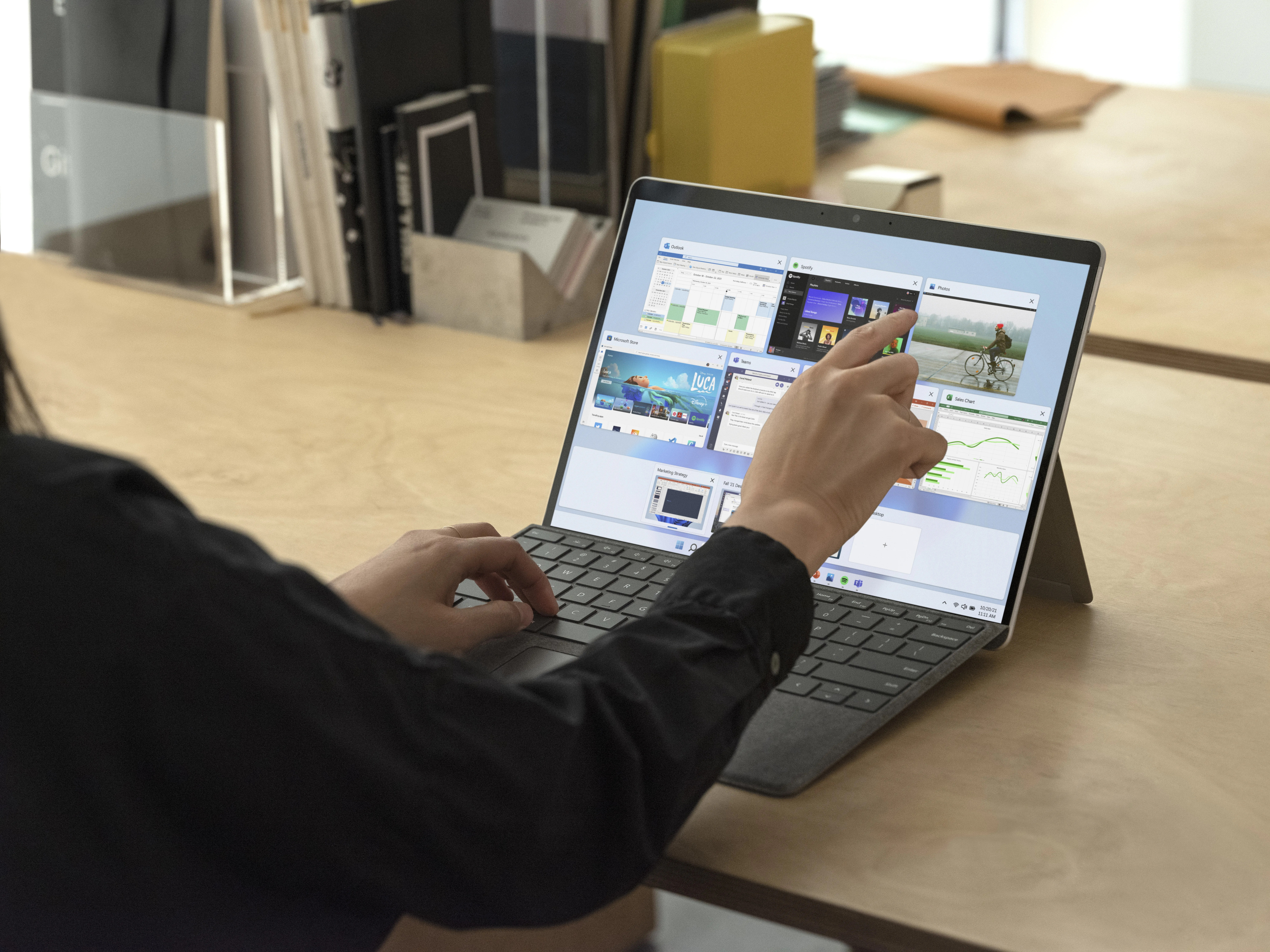 MICROSOFT MS Surface Pro X SQ1 8GB/128SSD/W11P MICROSOFT MS Surface Pro X SQ1 8GB/128SSD/W11P