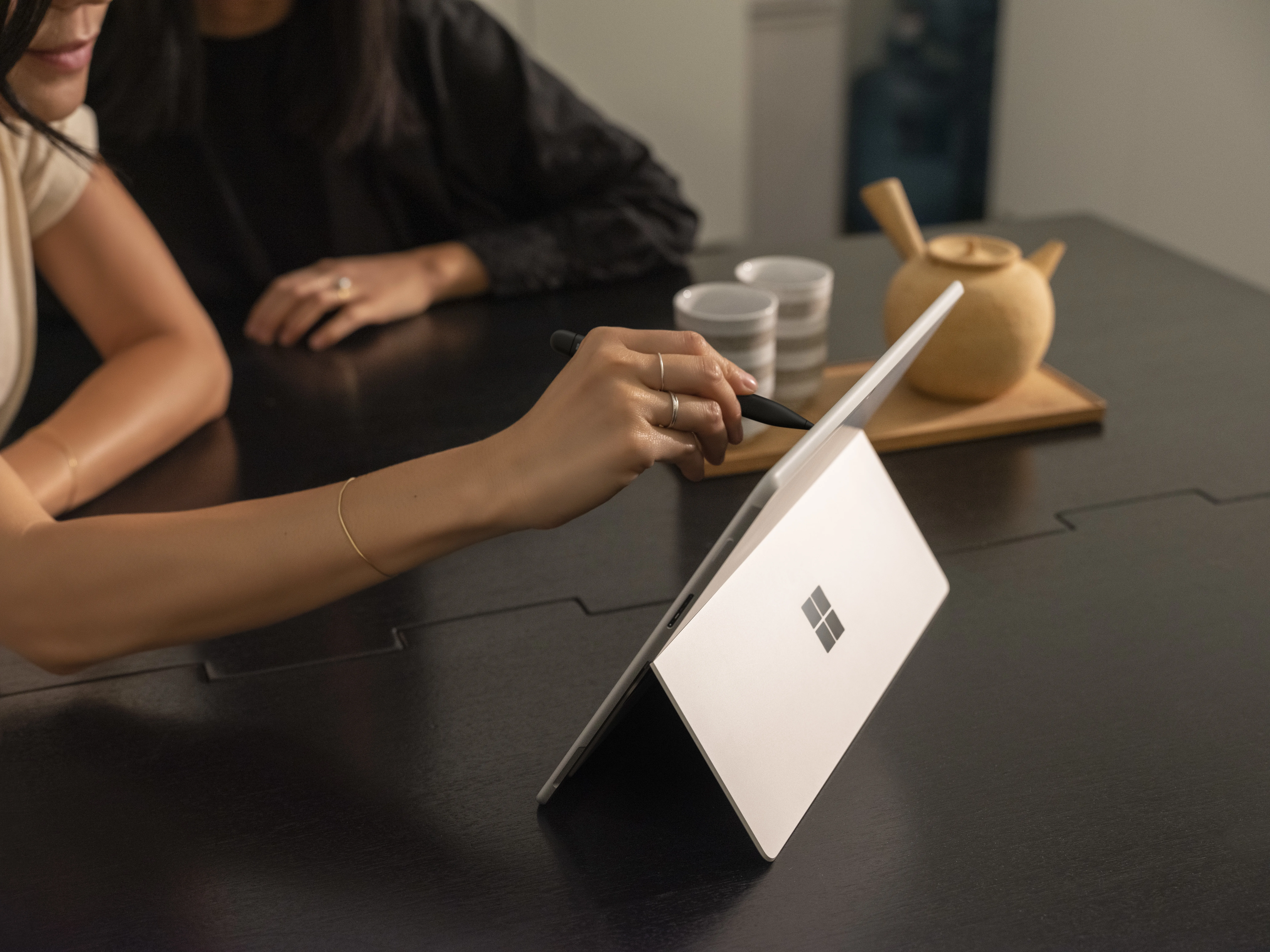 MICROSOFT MS Surface Pro X SQ1 8GB/128SSD/W11P MICROSOFT MS Surface Pro X SQ1 8GB/128SSD/W11P