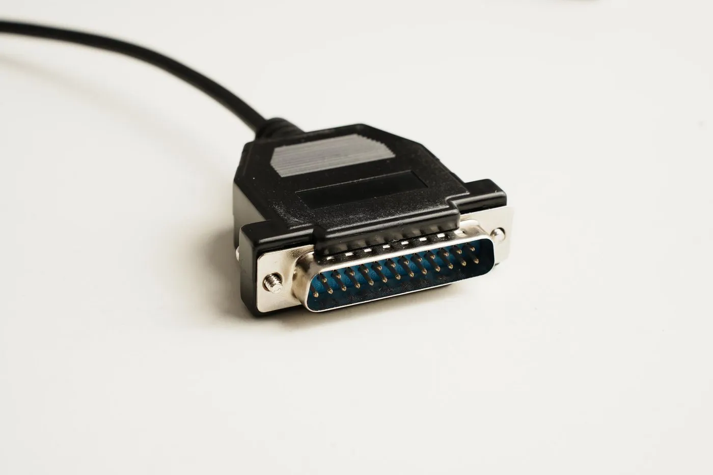 Serial Cable DB9-DB25 1,8M