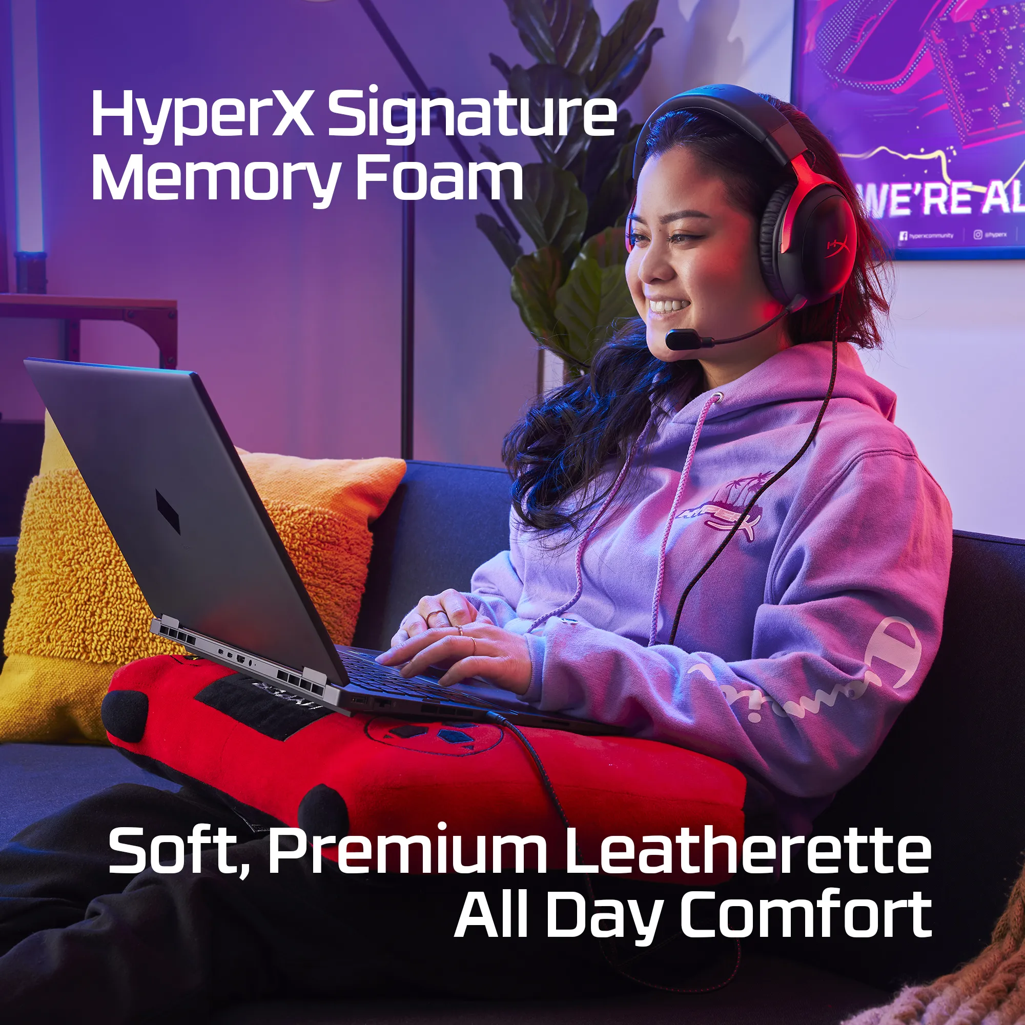 HyperX Cloud III - spelhörlurar, svart/röd