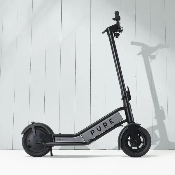 Pure Electric Escape Pro,  500 W,  25 km/h,  62.1 km -s&auml;hk&ouml;potkulauta