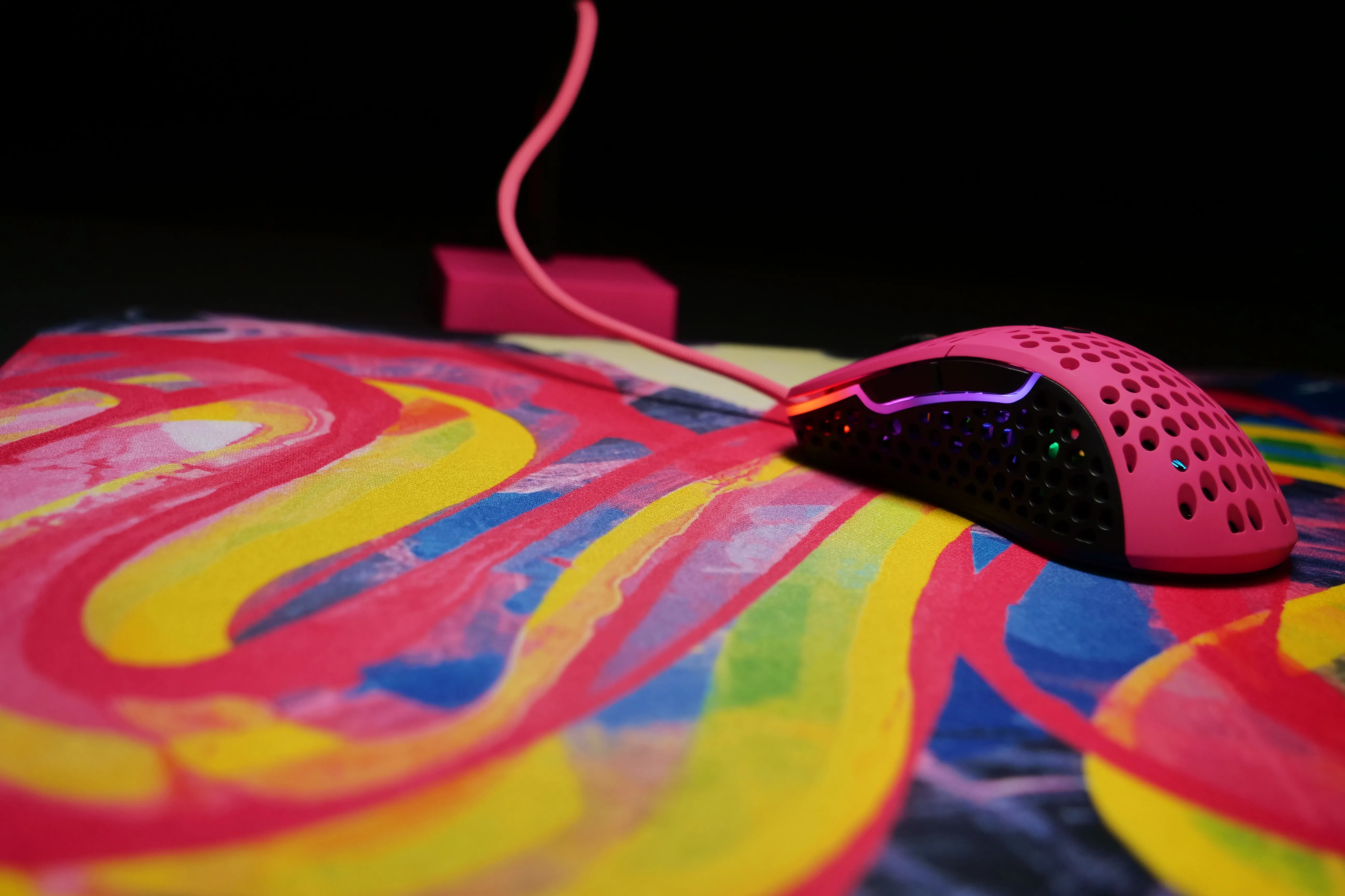 Xtrfy GP4 Large - gaming mousepad, Street Pink