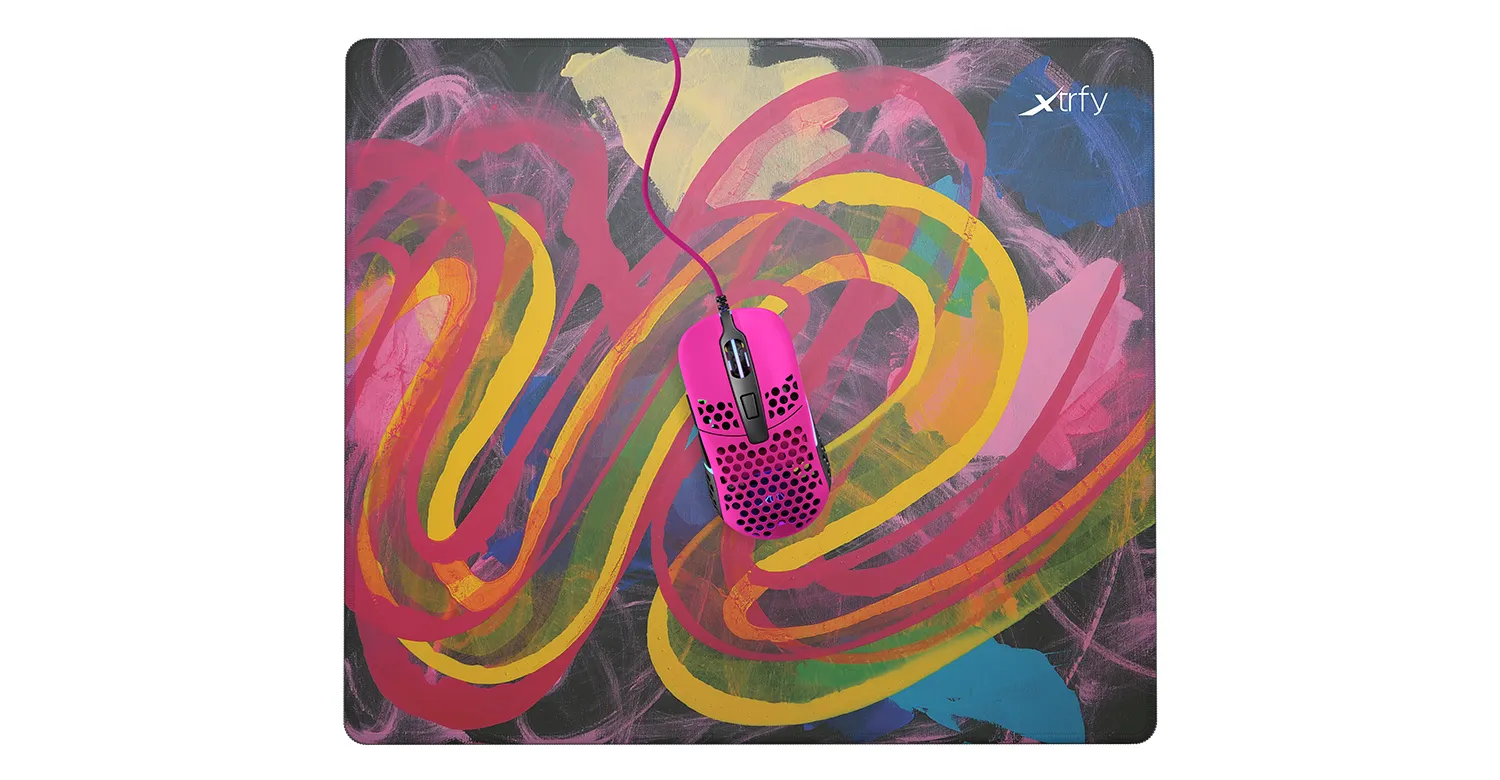 Xtrfy GP4 Large - gaming mousepad, Street Pink