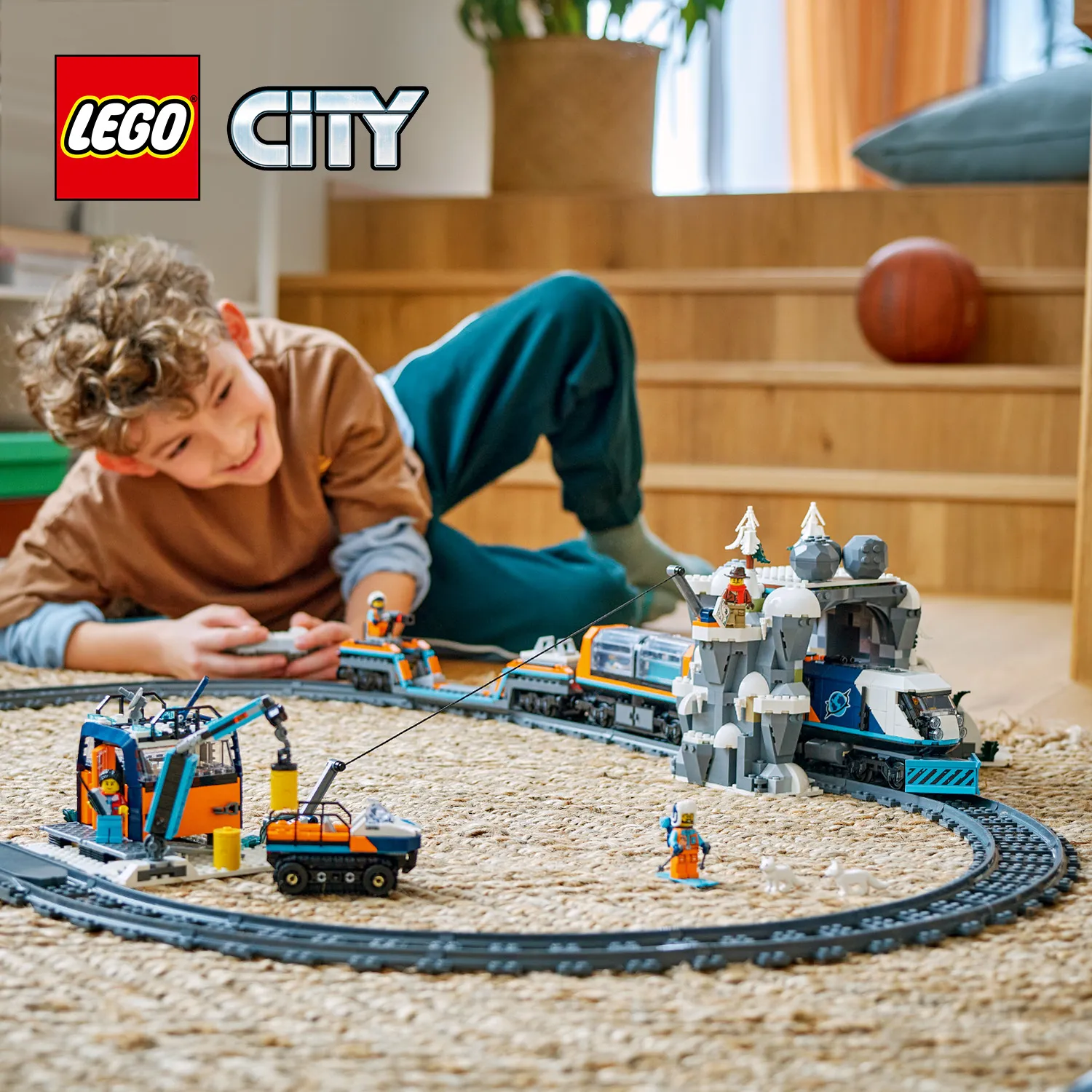 LEGO City Arctic Expedition Leader



&rsquo;s Express Train 60470