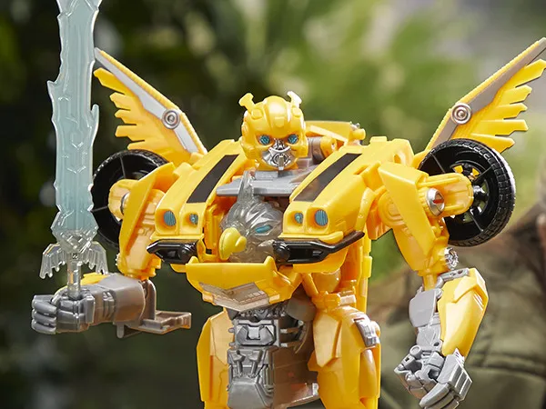 Hasbro Transformers: Rise of the Beasts - Beast Mode Bumblebee, toy figure