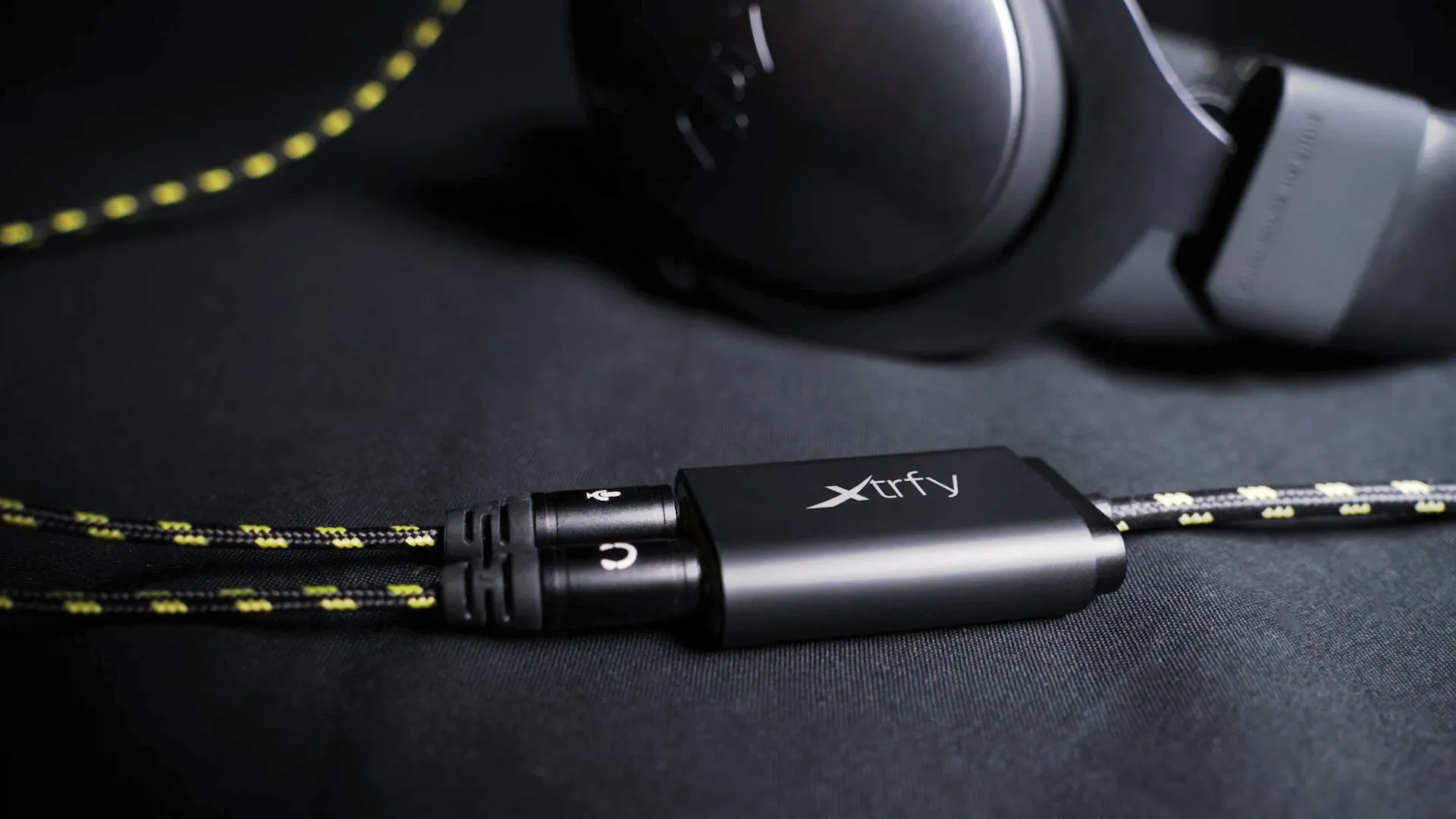 Xtrfy SC1 -Ulkoinen USB -&auml;&auml;nikortti