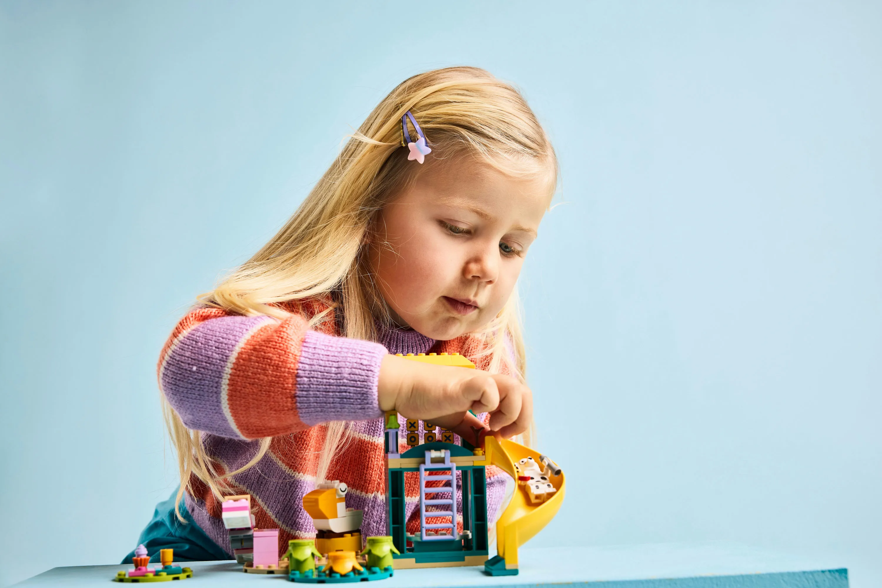 LEGO Bluey Playground Fun with Bluey and Chloe 11201