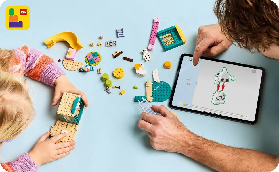 LEGO Bluey Playground Fun with Bluey and Chloe 11201