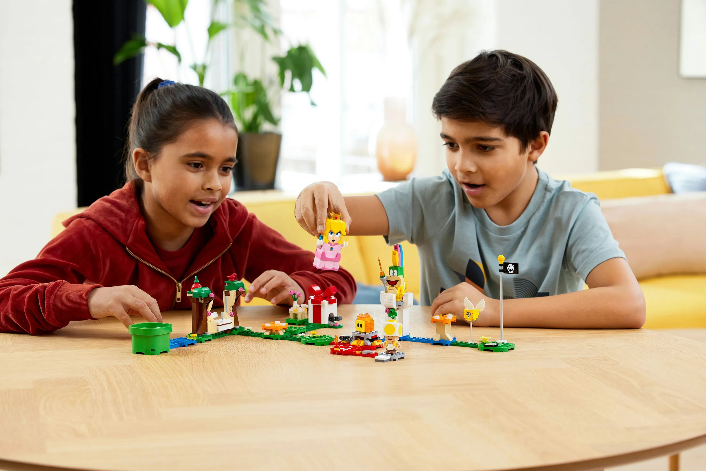 Lego Super Mario Adventures with Peach Starter Course 71403