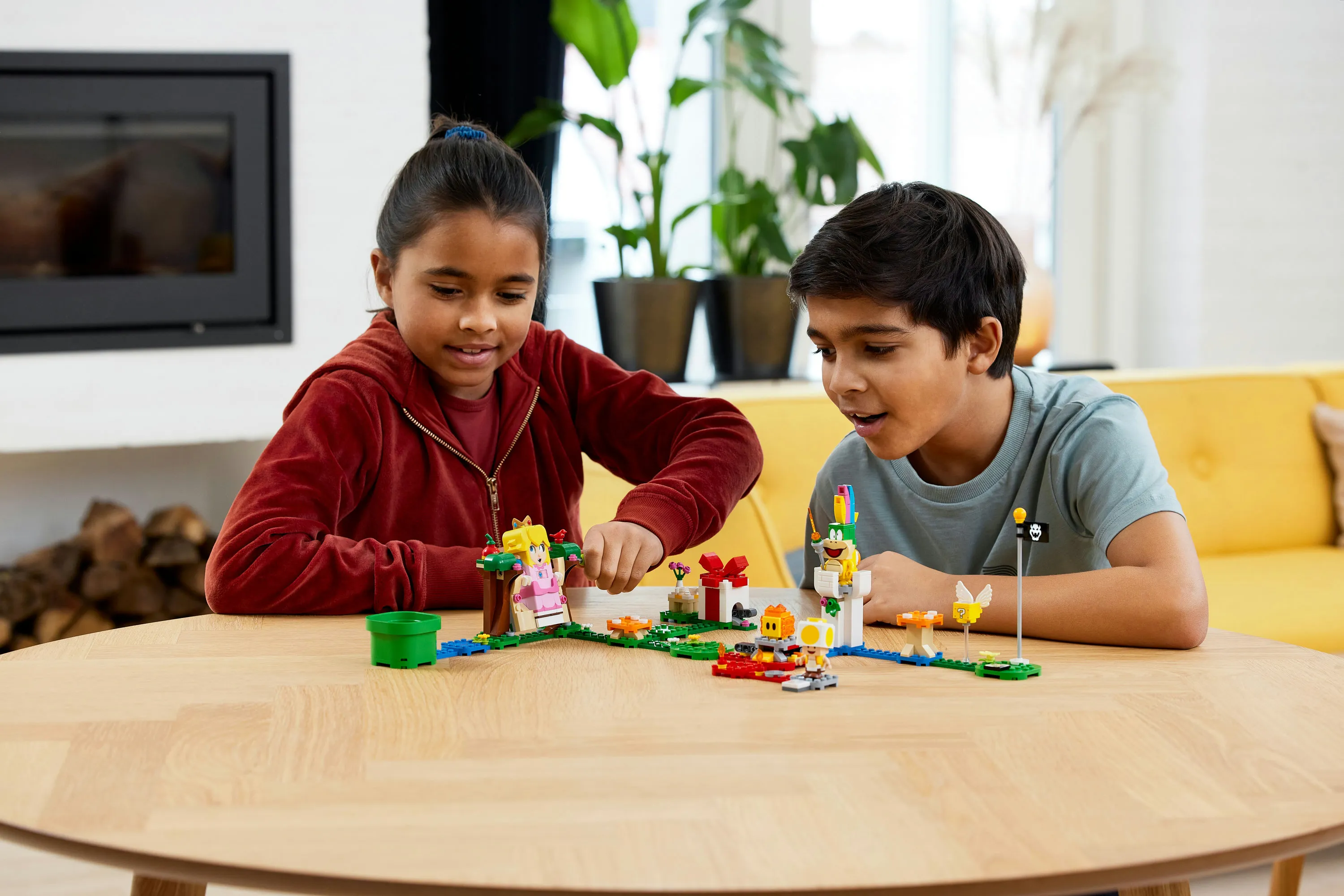 Lego Super Mario Adventures with Peach Starter Course 71403
