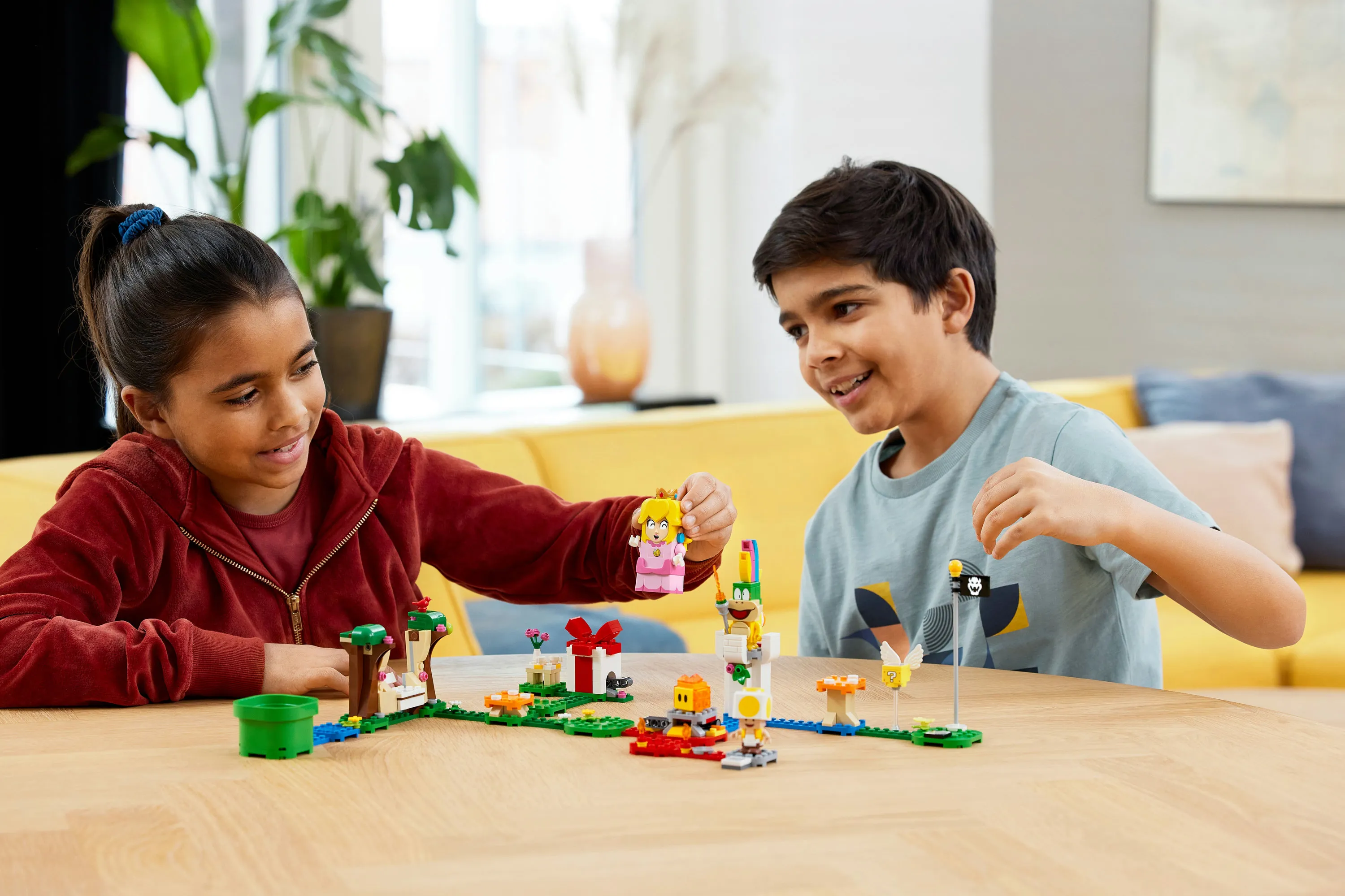 Lego Super Mario Adventures with Peach Starter Course 71403