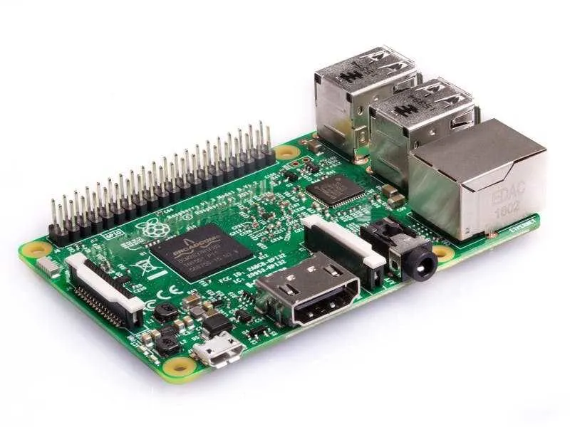 Raspberry Pi 3 Model B - enkortsdator