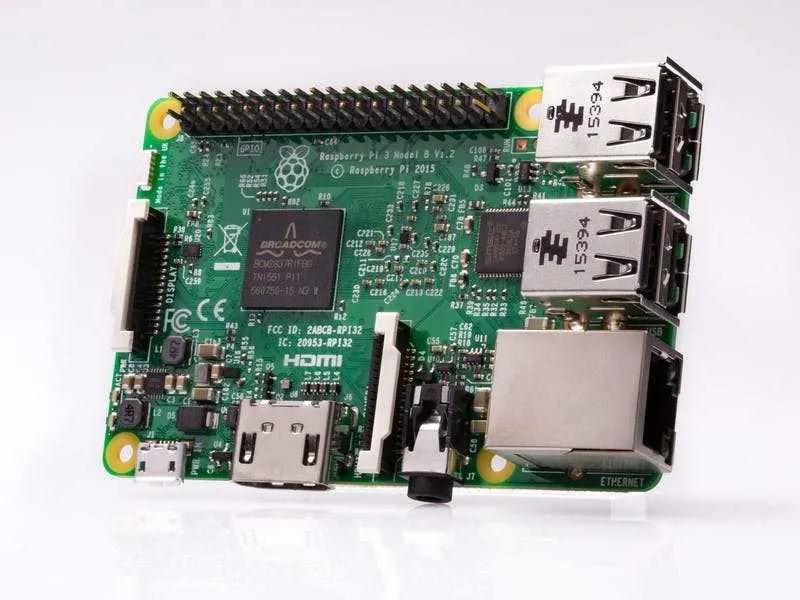 Raspberry Pi 3 Model B - enkortsdator