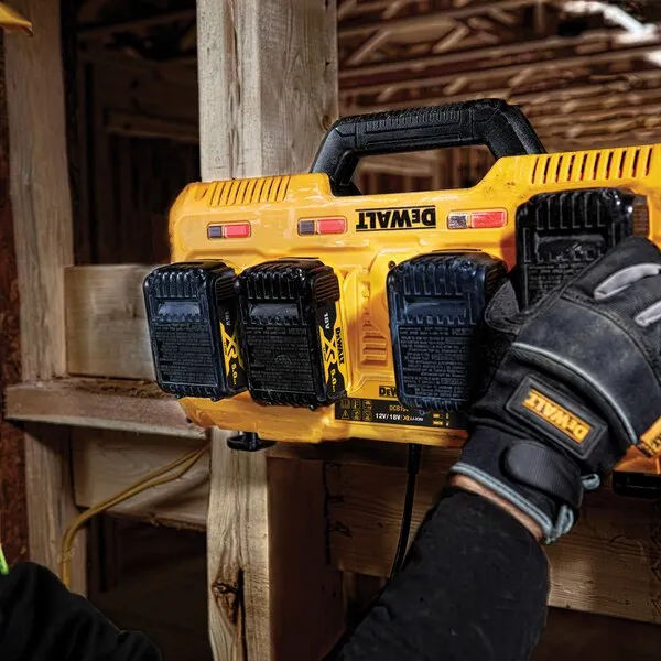 DeWALT Batterioplader