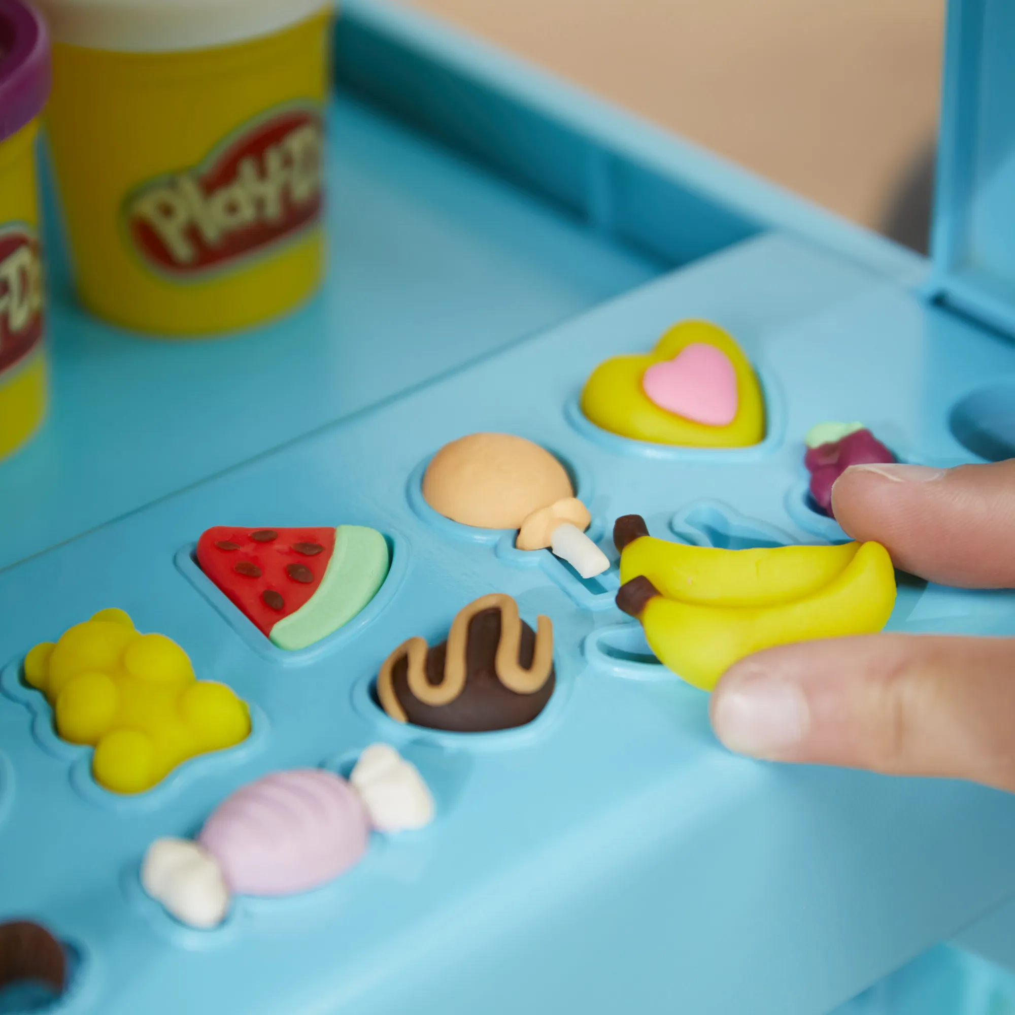 Play-Doh Kitchen Creations Playset Ultimate Ice Cream Truck