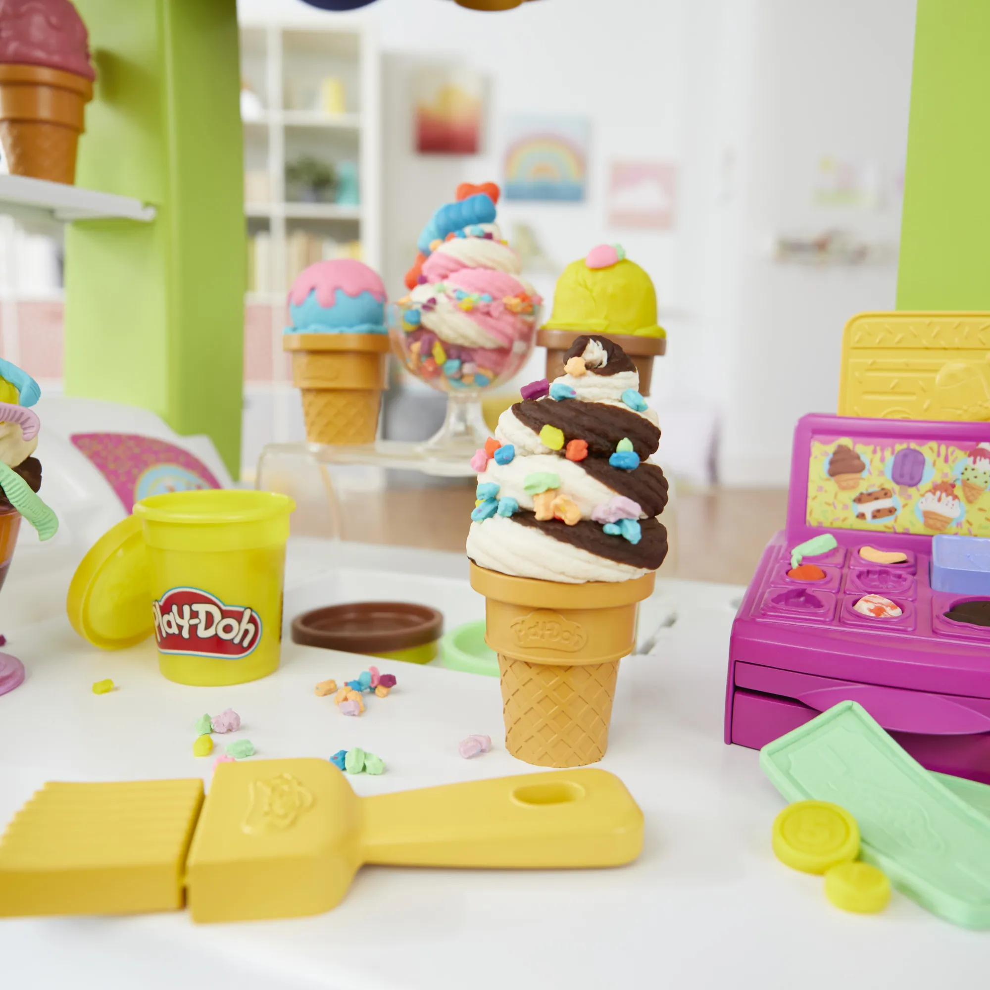 Play-Doh Kitchen Creations Playset Ultimate Ice Cream Truck