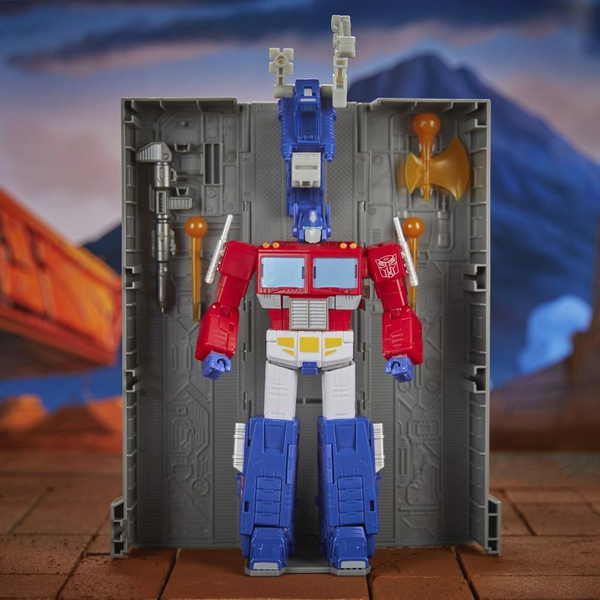 Transformers Generations Studio Series Commander, Optimus Prime