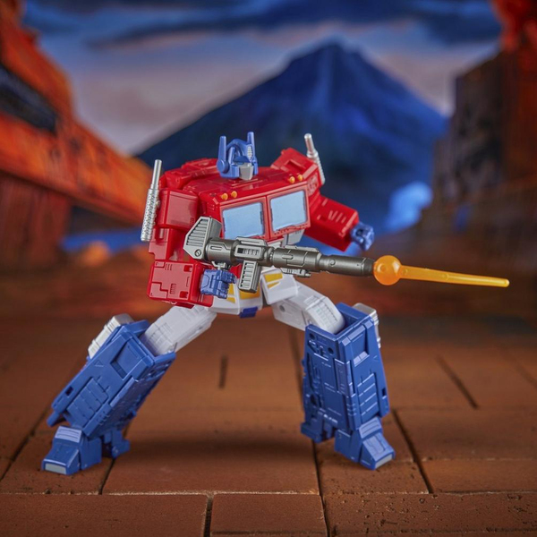 Transformers Generations Studio Series Commander, Optimus Prime