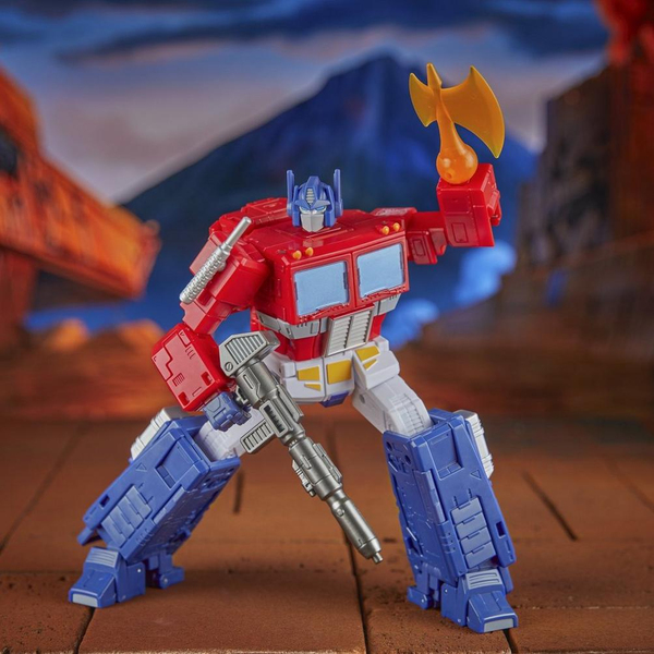 Transformers Generations Studio Series Commander, Optimus Prime