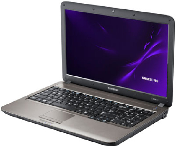 R540 15.6&quot;/P6100/4/320/CAM/W7HP