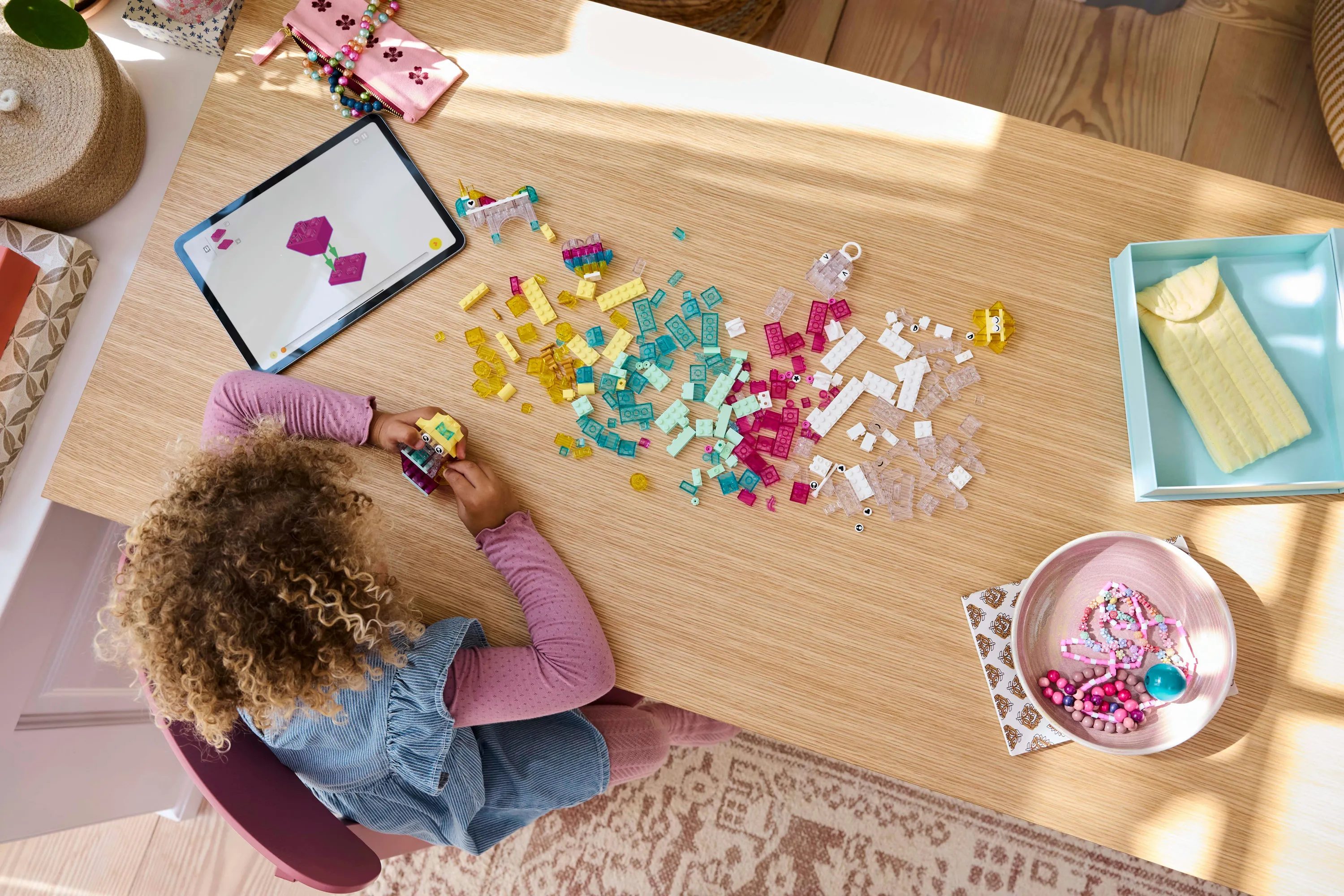 LEGO Classic Transparenta Klossar Magisk L&aring;da 11040