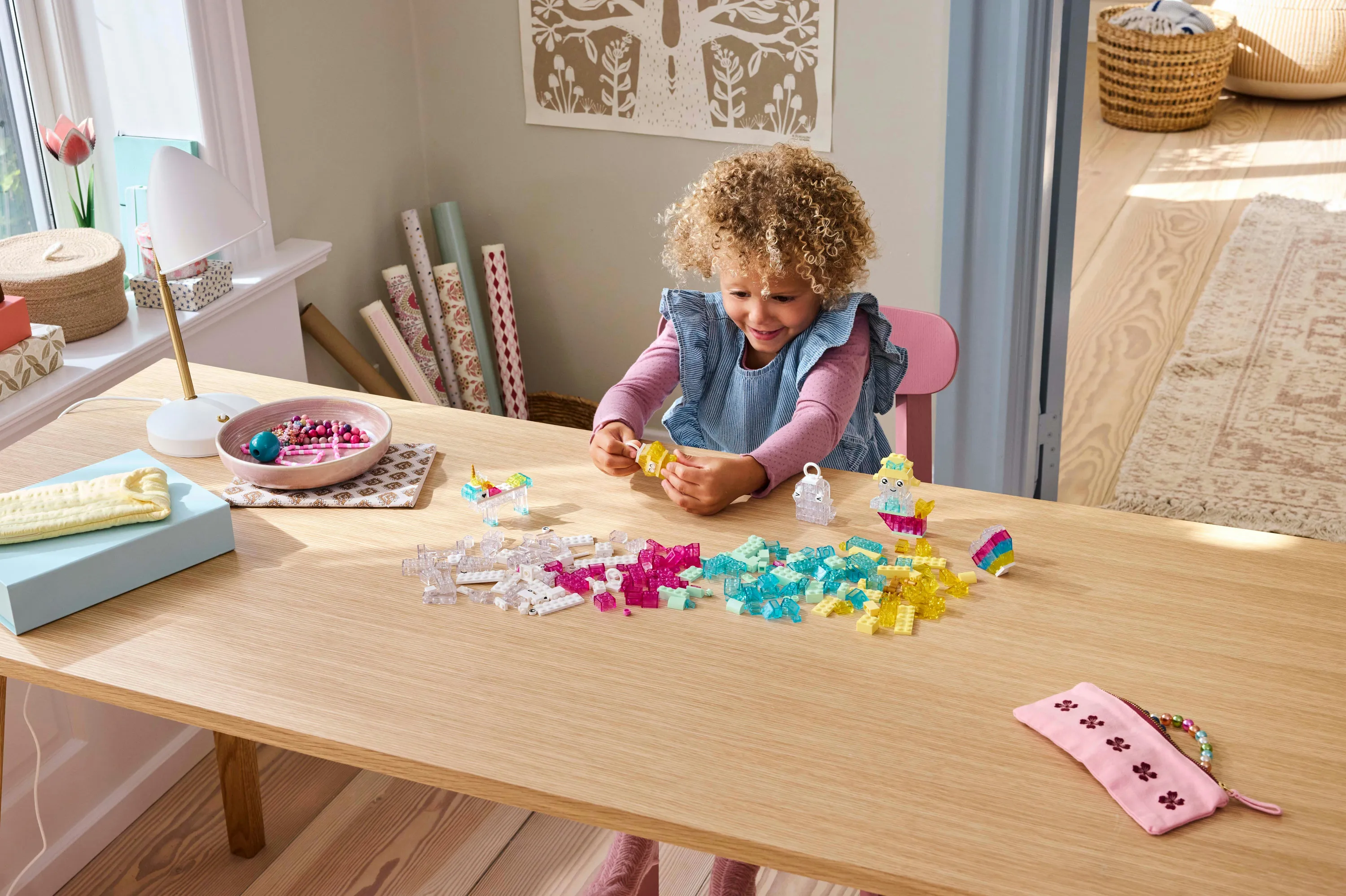 LEGO Classic Transparenta Klossar Magisk L&aring;da 11040