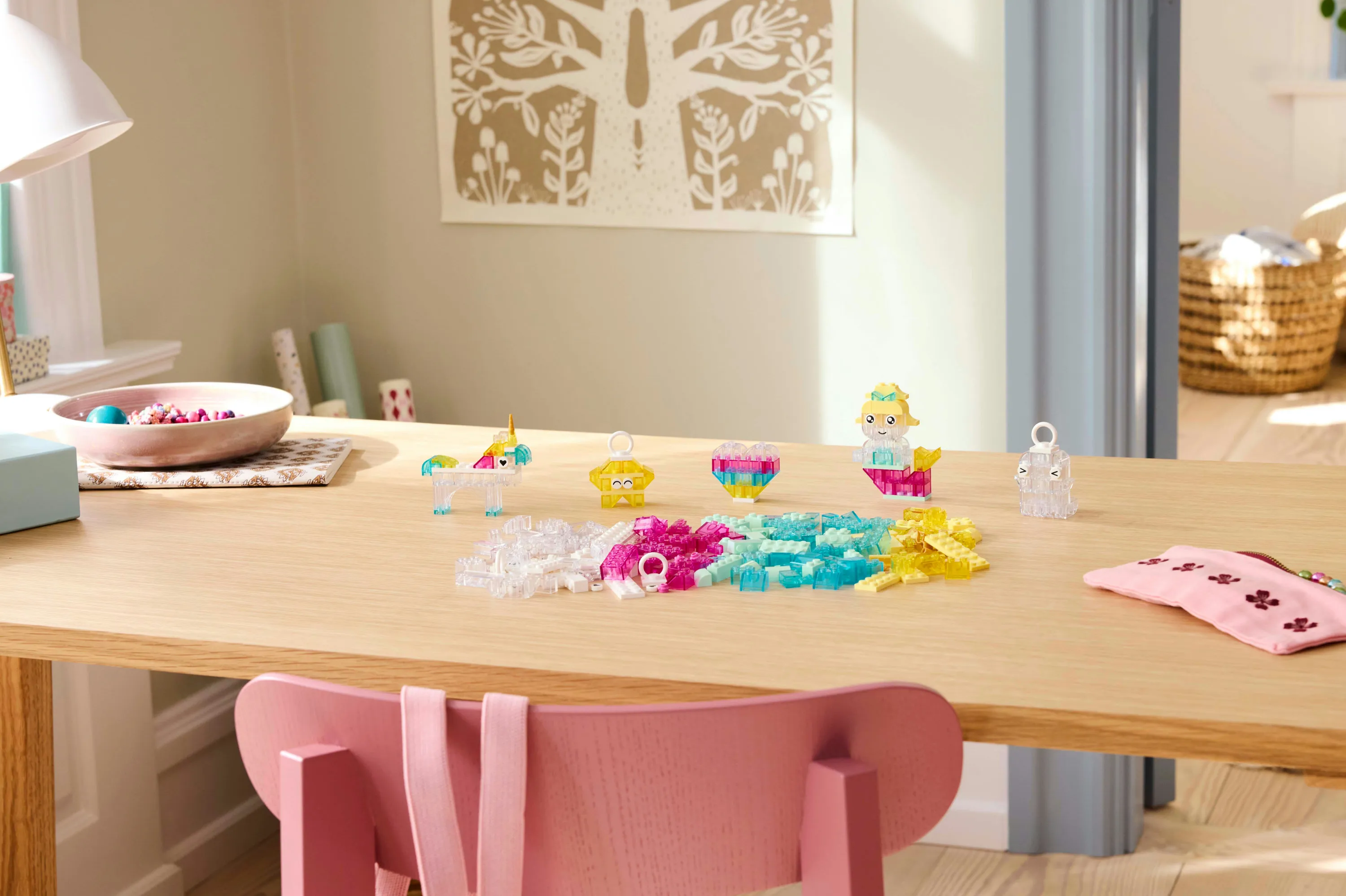 LEGO Classic Transparenta Klossar Magisk L&aring;da 11040