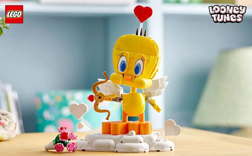 LEGO Seasons and Occasions Sweetheart Tweety Bird 40824