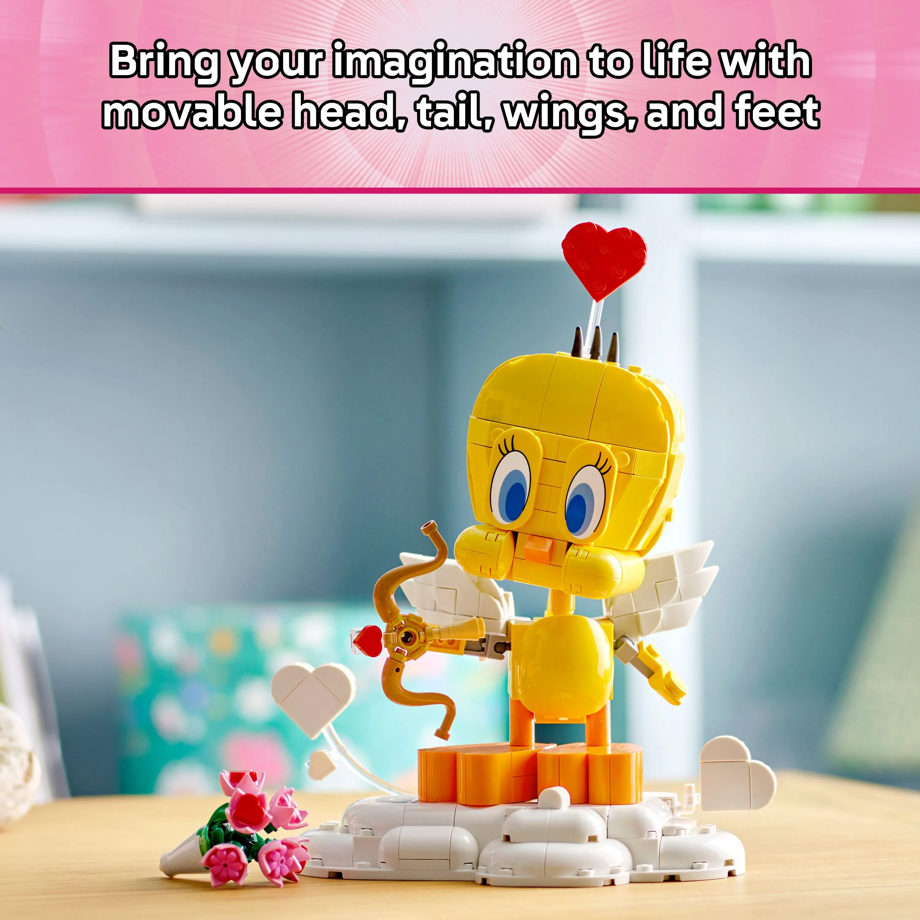 LEGO Seasons and Occasions Sweetheart Tweety Bird 40824