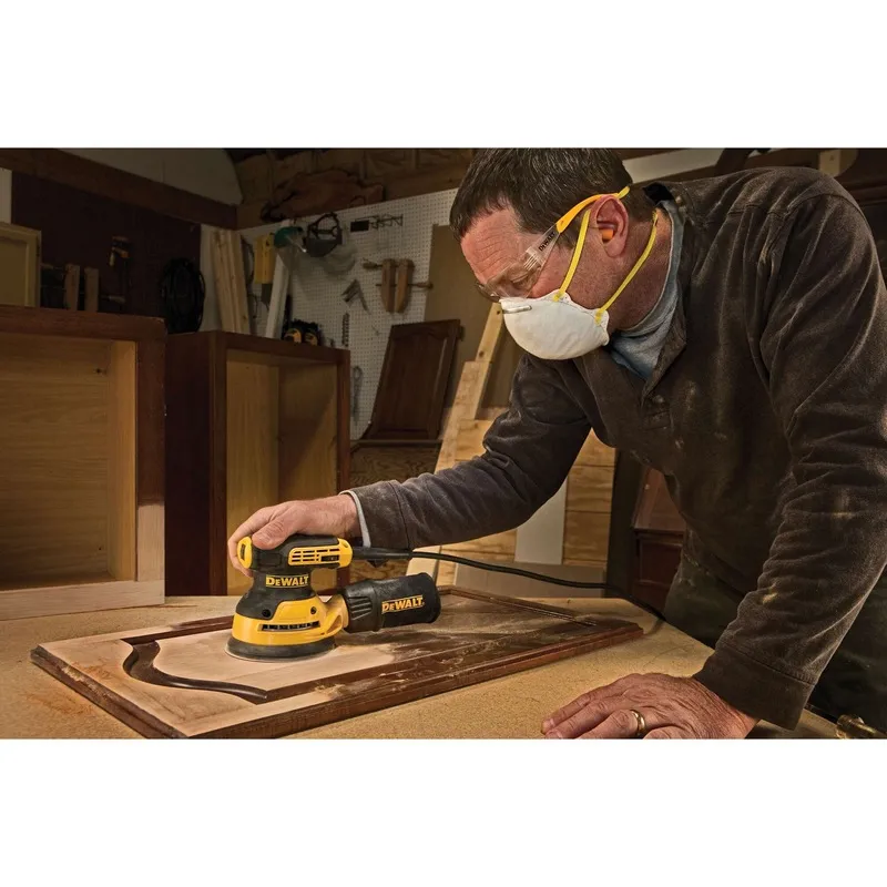 DeWALT DWE6423-QS - Ep&auml;keskohiomakone 125mm