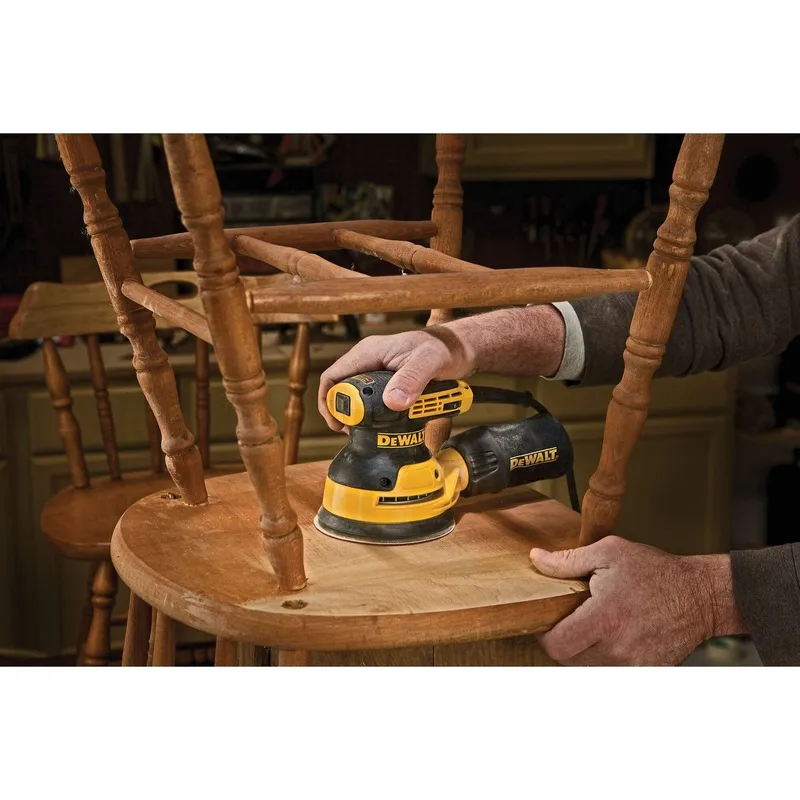 DeWALT DWE6423-QS - Ep&auml;keskohiomakone 125mm