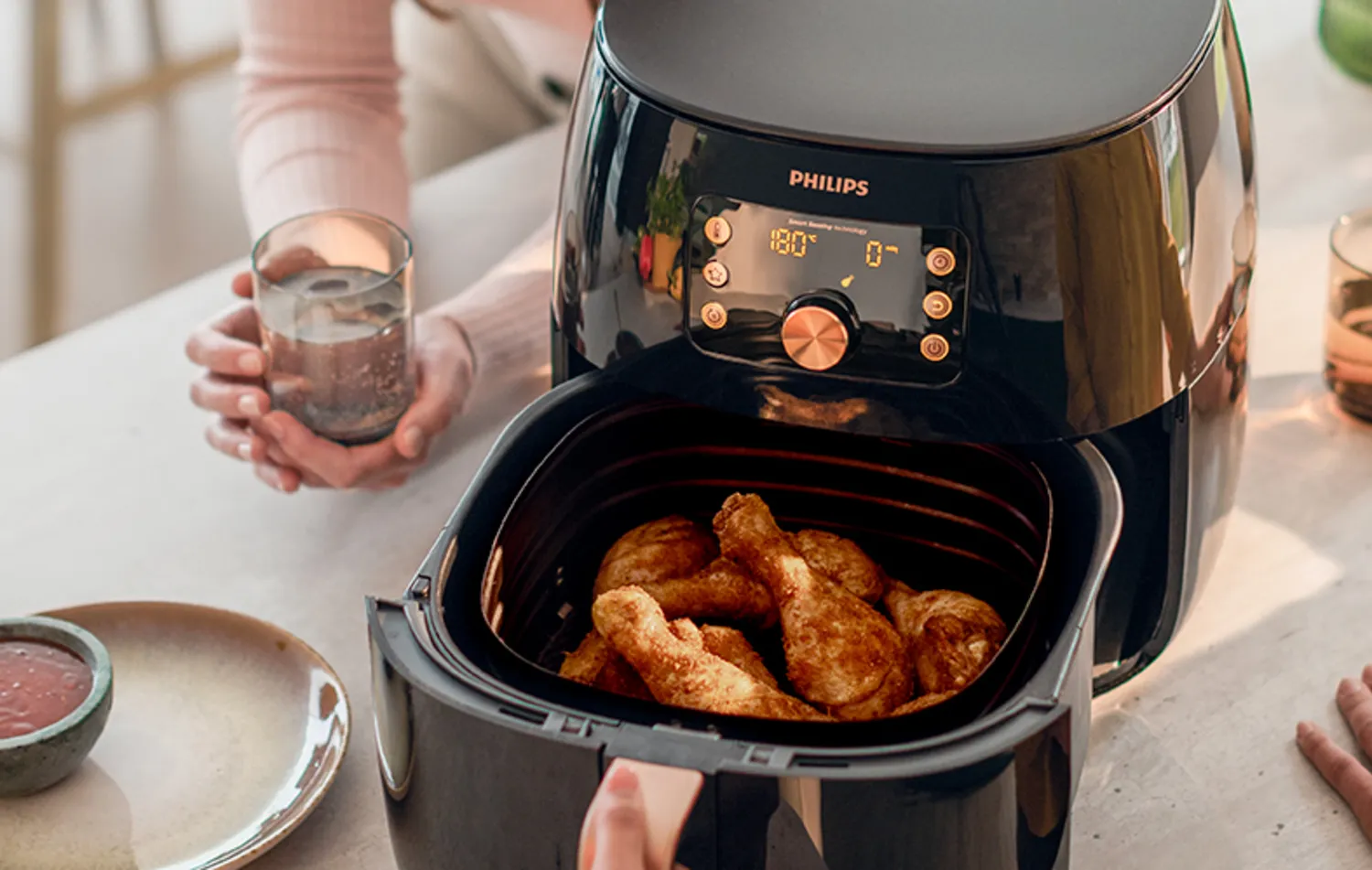 Philips Premium Collection HD9867 Airfryer XXL -kiertoilmakypsennin, Musta,
